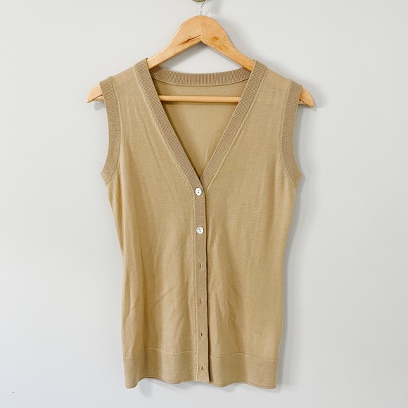 Nap Button up top - size S - Picture 1 of 6